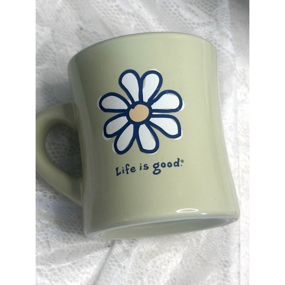 Life Is Good Ceramic Mug Daisy Flower Design Green Diner Style Cup Mom Gift 10oz
